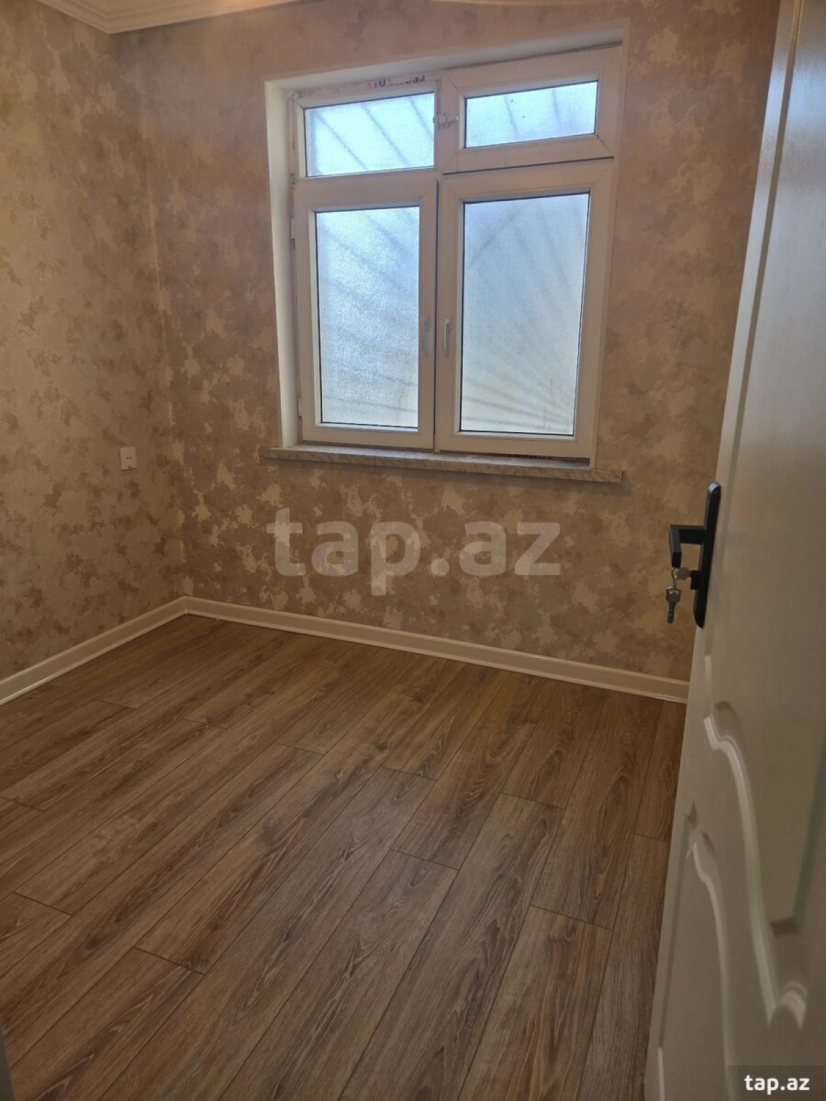 Satılır 3 otaqlı mənzil 55 m²
