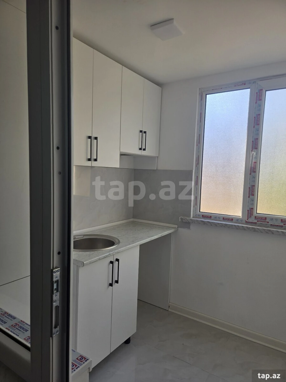 Satılır 3 otaqlı mənzil 55 m²