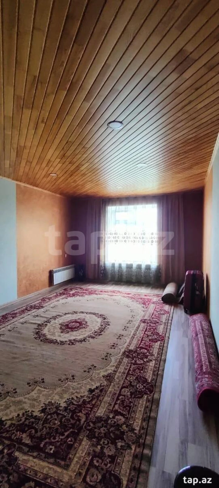 Satılır 6 otaqlı həyət evi