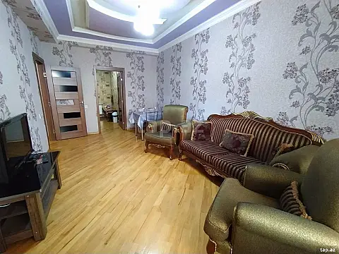 Kirayə verilir 2 otaqlı yeni tikili 68 m²