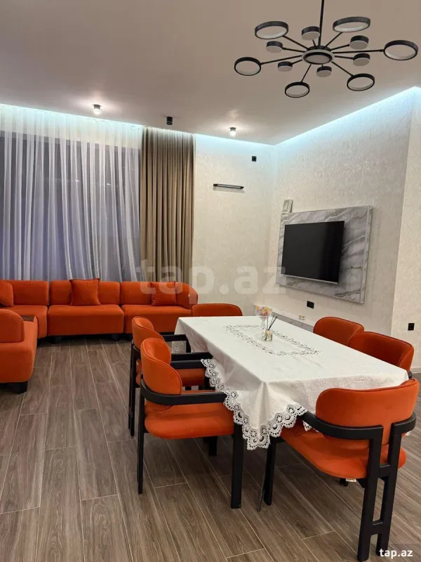 Kirayə verilir 2 otaqlı mənzil 70 m²