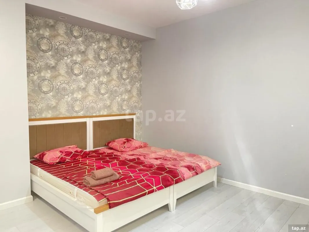 Kirayə verilir 3 otaqlı yeni tikili 100 m²