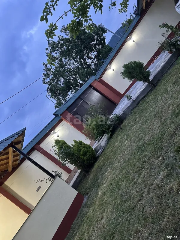 Satılır 4 otaqlı həyət evi