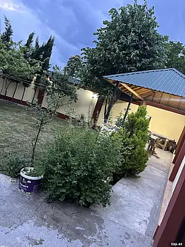 Satılır 4 otaqlı həyət evi