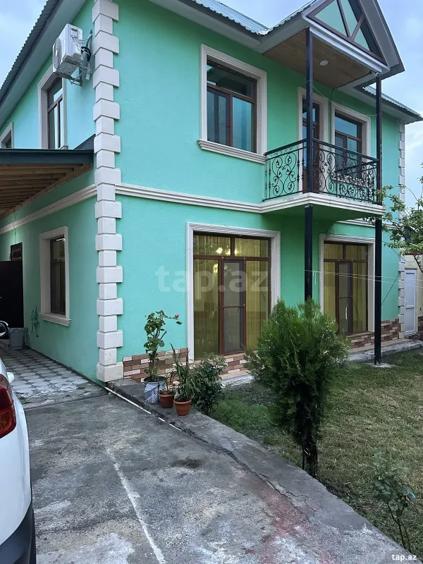 Satılır 4 otaqlı həyət evi