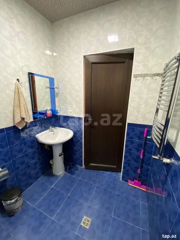 Satılır 4 otaqlı həyət evi