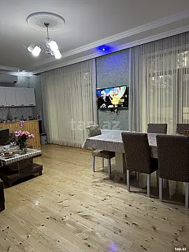 Satılır 4 otaqlı həyət evi