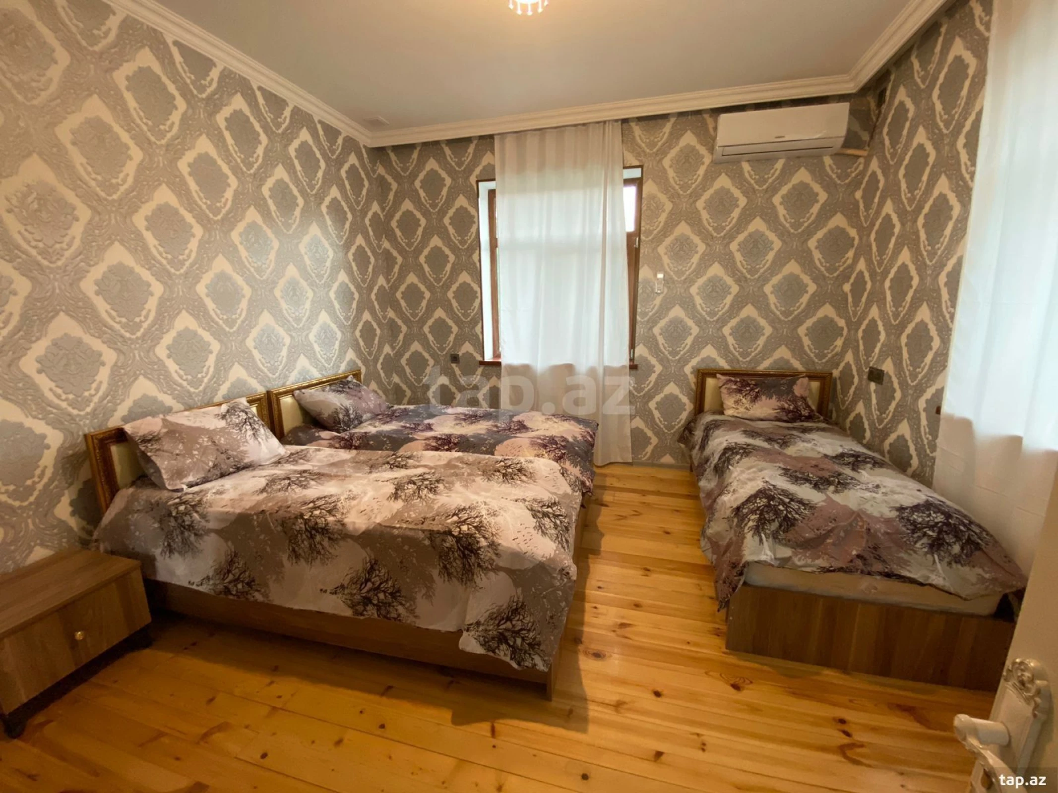 Satılır 4 otaqlı həyət evi
