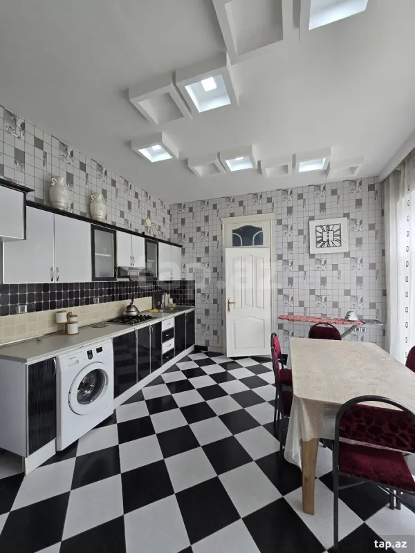 Satılır 3 otaqlı həyət evi