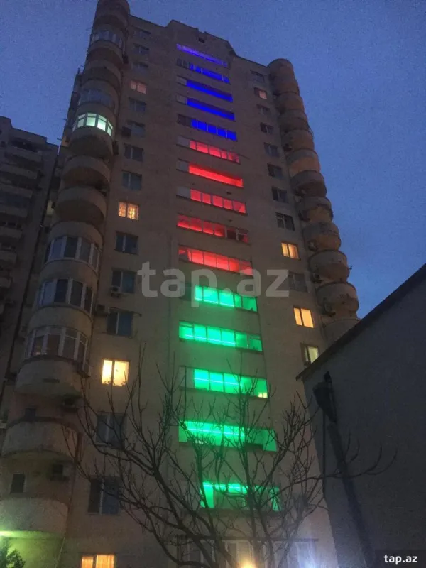 Satılır 2 otaqlı yeni tikili 90 m²