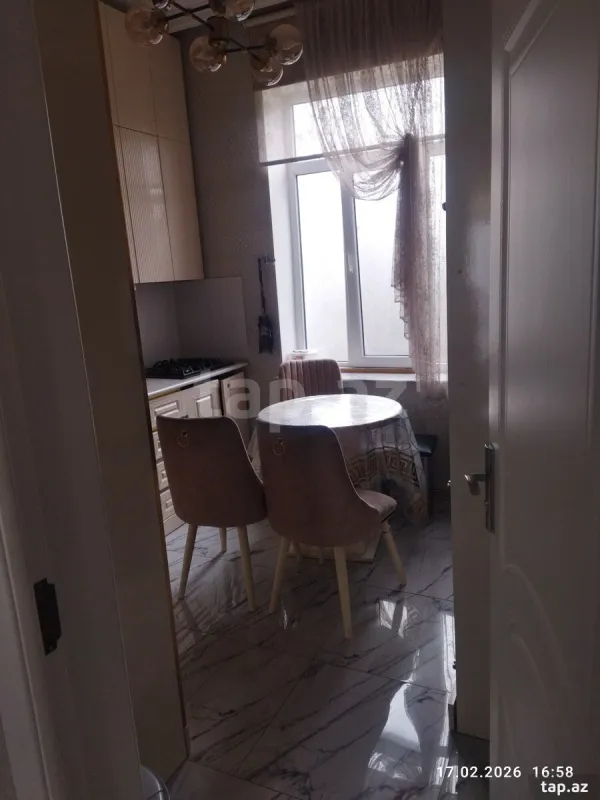 Satılır 4 otaqlı həyət evi