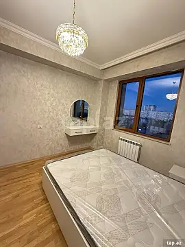 Kirayə verilir 2 otaqlı yeni tikili 75 m²