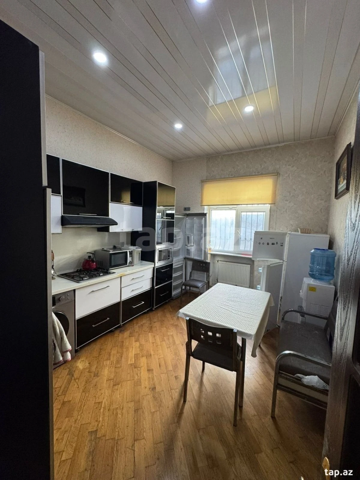 Satılır 4 otaqlı həyət evi