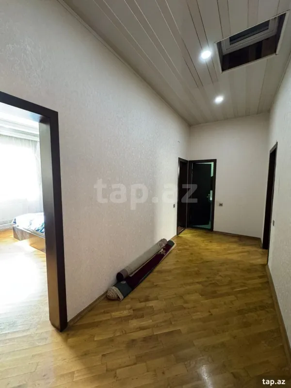 Satılır 4 otaqlı həyət evi