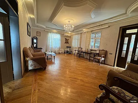 Satılır 4 otaqlı həyət evi