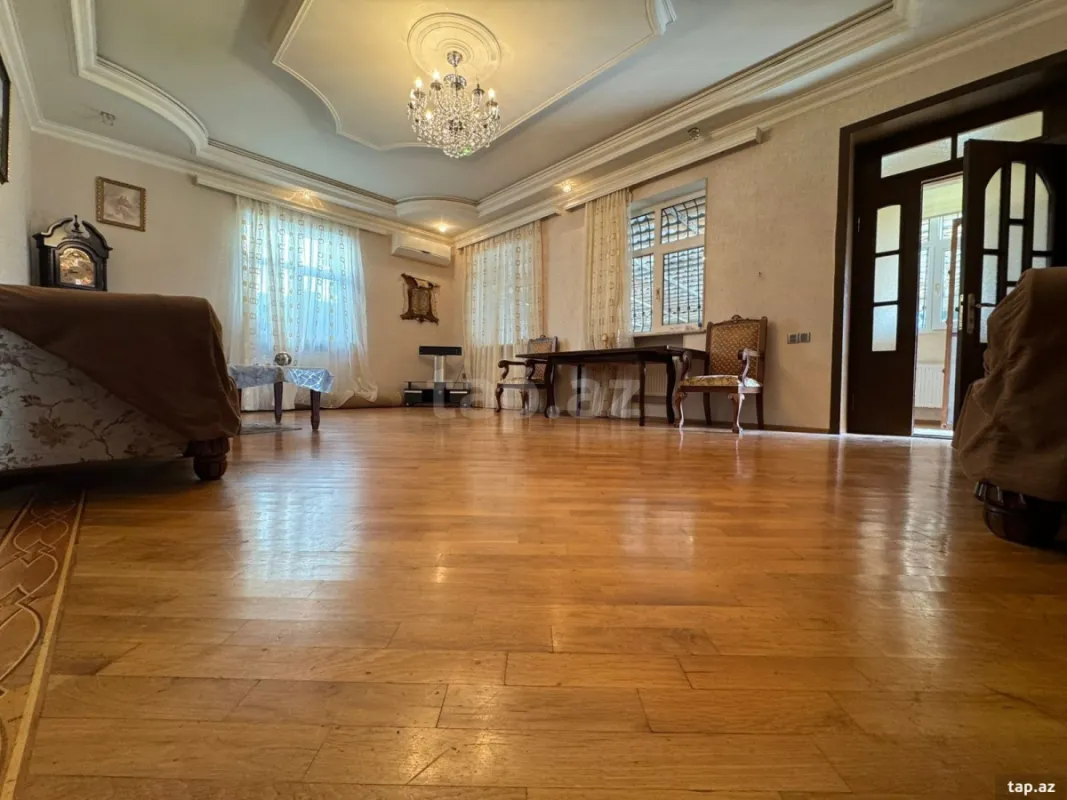 Satılır 4 otaqlı həyət evi