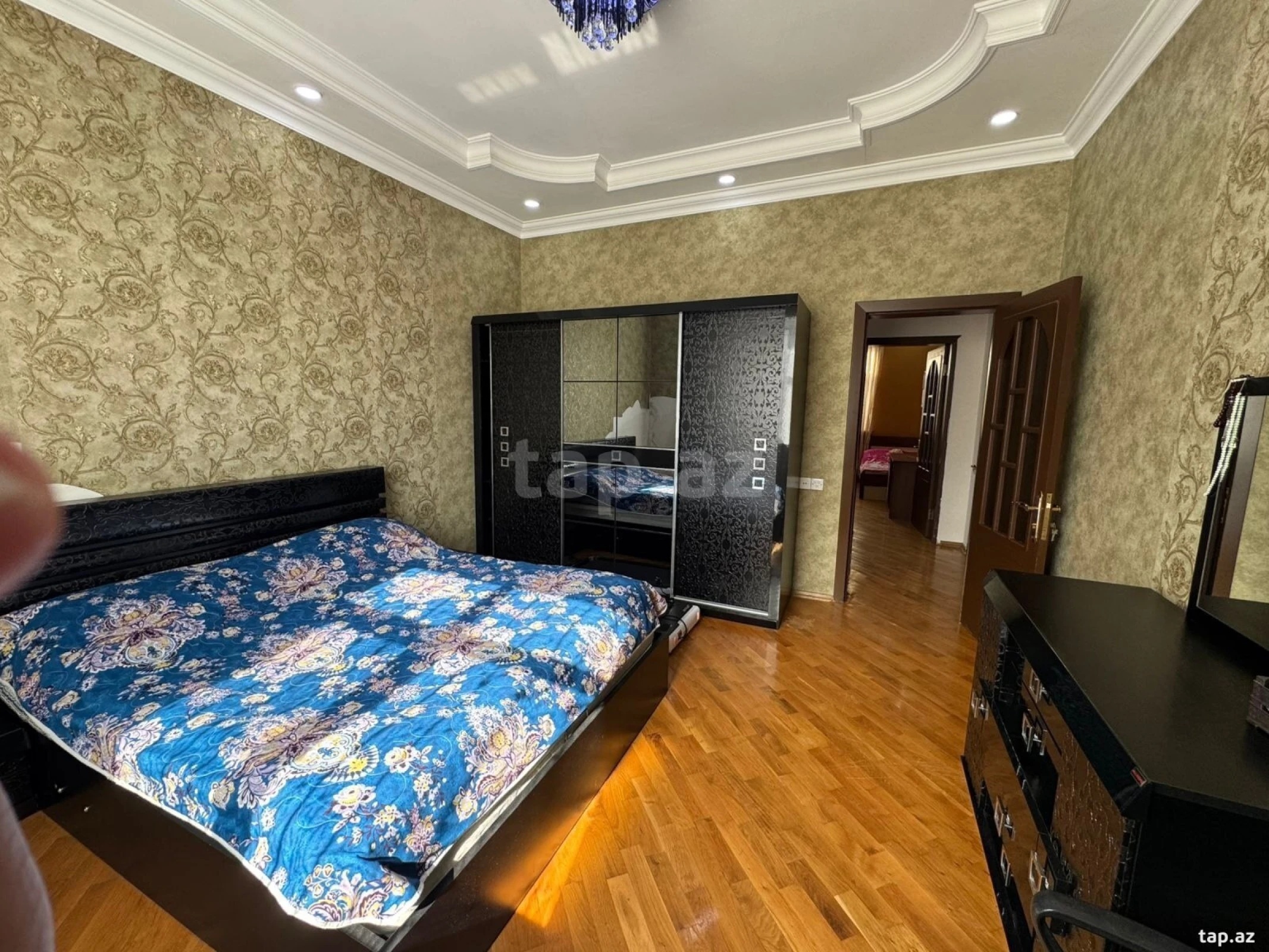 Satılır 4 otaqlı həyət evi