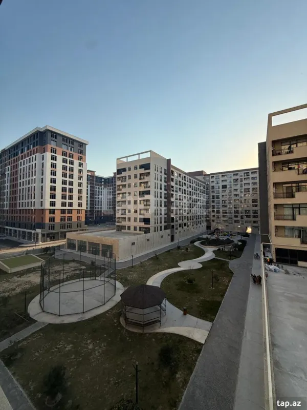 Satılır 3 otaqlı yeni tikili 102 m²