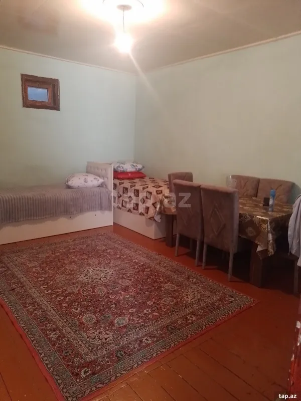 Satılır 4 otaqlı həyət evi