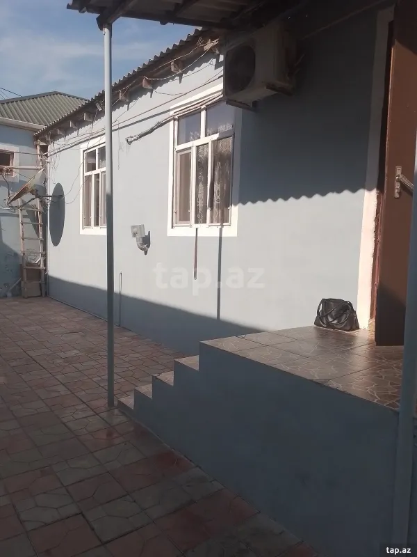 Satılır 4 otaqlı həyət evi