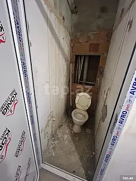 Satılır 5 otaqlı həyət evi