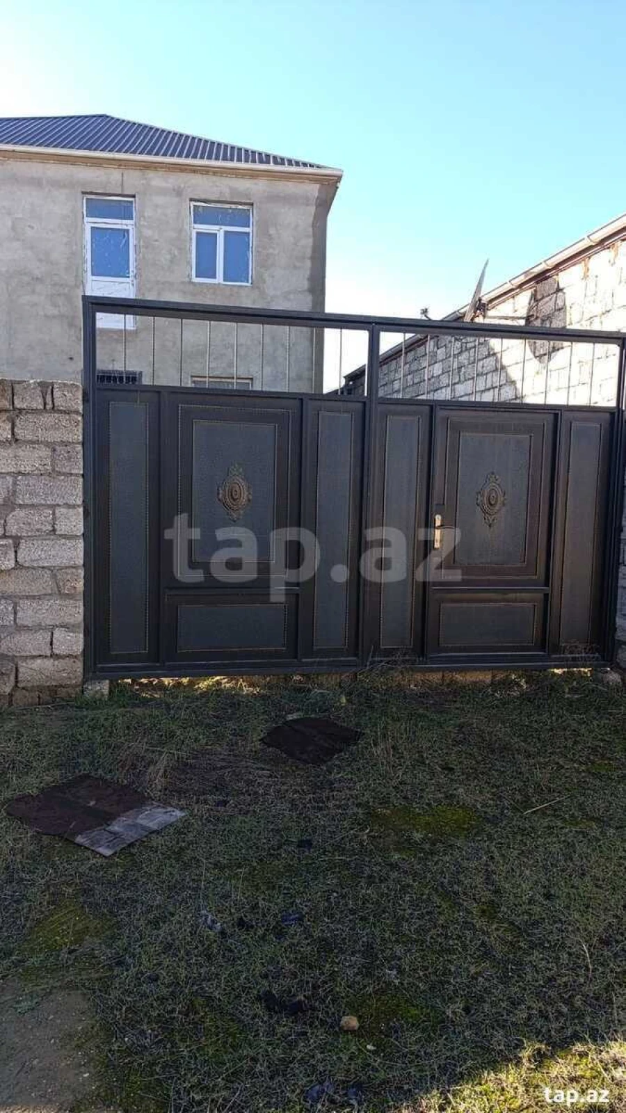 Satılır 5 otaqlı həyət evi