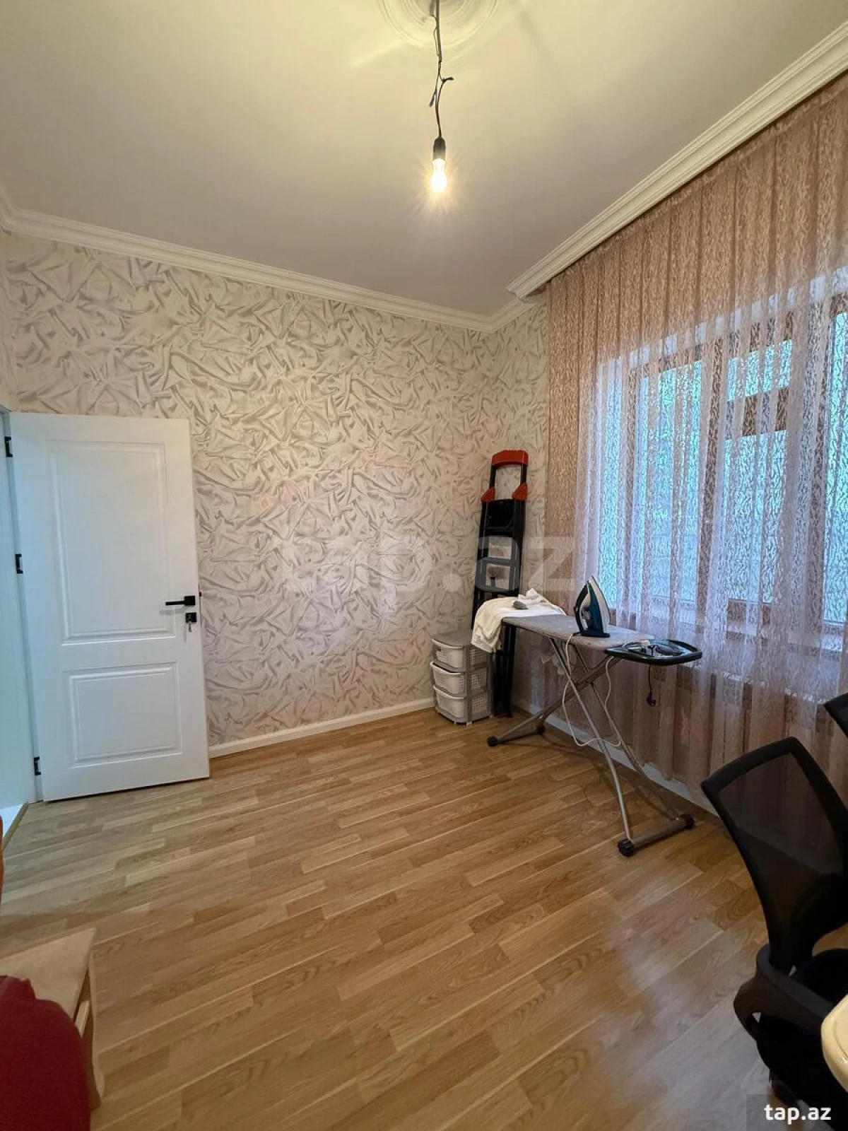 Satılır 4 otaqlı həyət evi