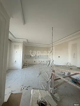 Satılır 6 otaqlı həyət evi