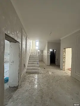 Satılır 6 otaqlı həyət evi