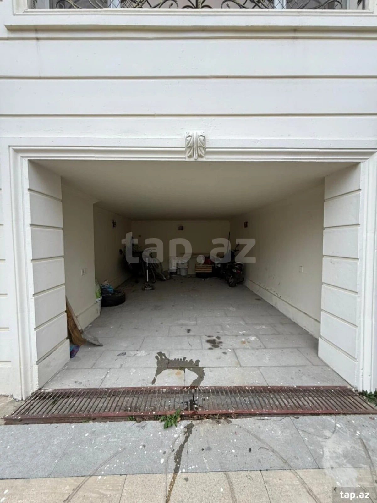Satılır 5 otaqlı həyət evi