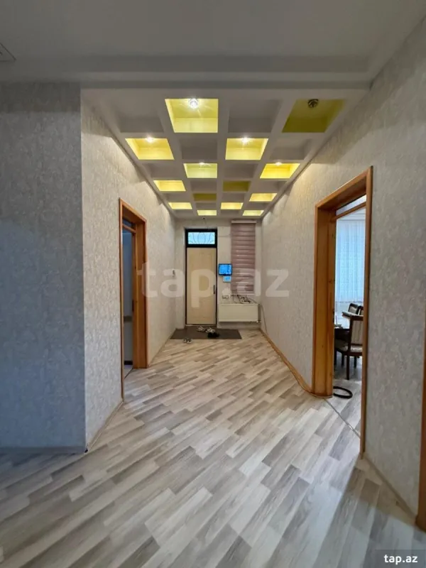 Satılır 5 otaqlı həyət evi