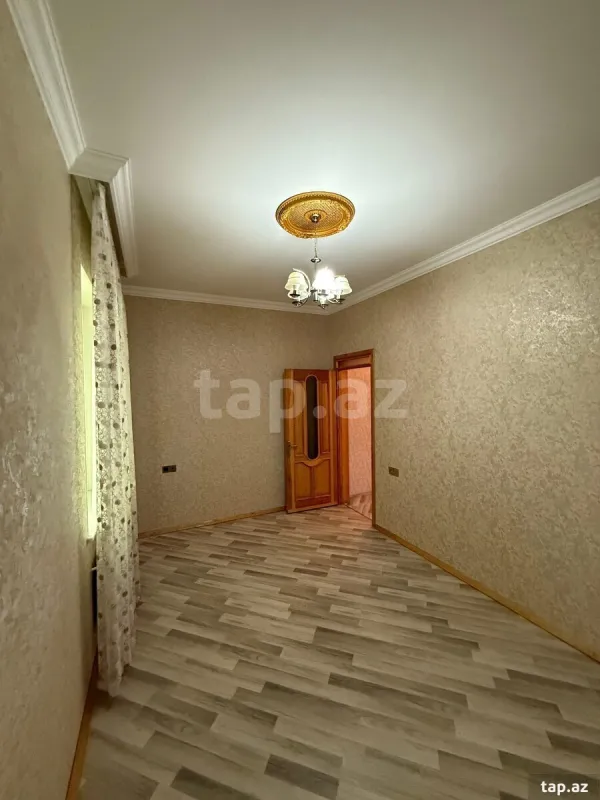 Satılır 5 otaqlı həyət evi