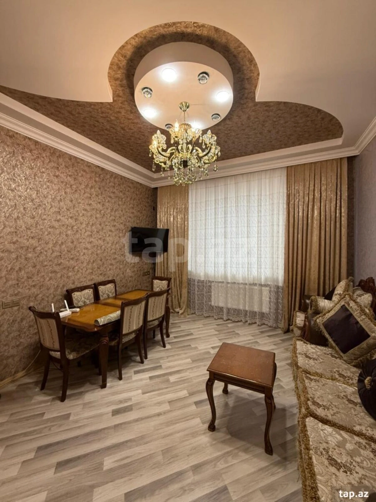 Satılır 5 otaqlı həyət evi