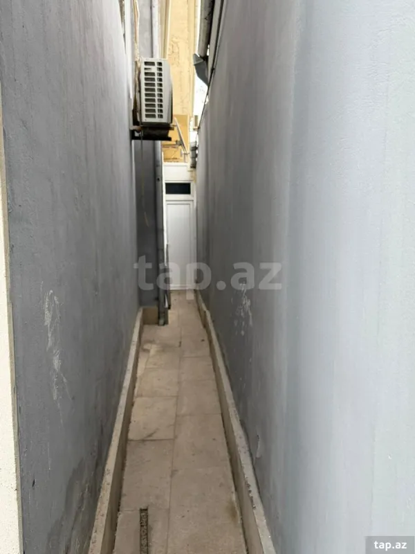 Satılır 5 otaqlı həyət evi