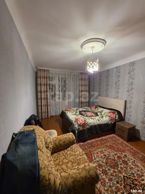 Satılır 4 otaqlı mənzil 92 m²