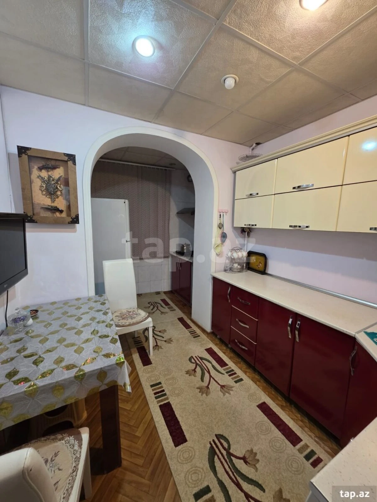 Satılır 4 otaqlı mənzil 92 m²