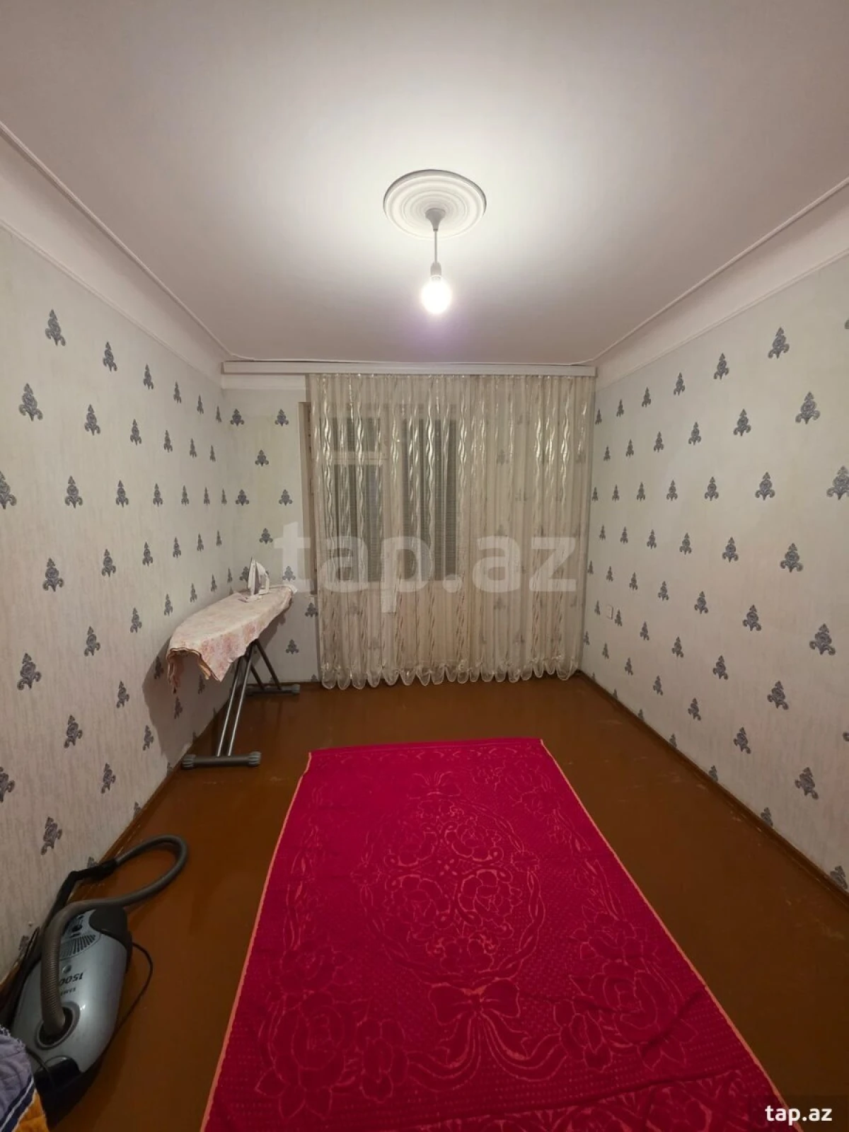 Satılır 4 otaqlı mənzil 92 m²