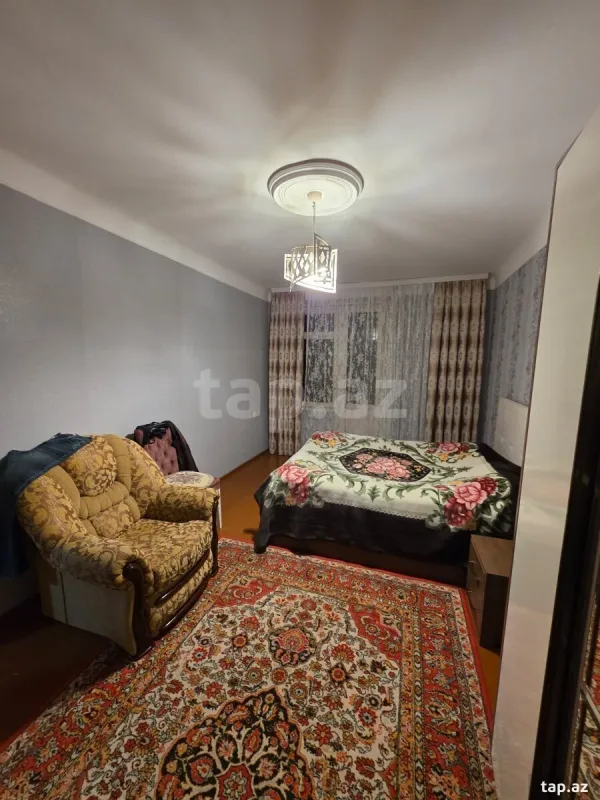 Satılır 4 otaqlı mənzil 92 m²