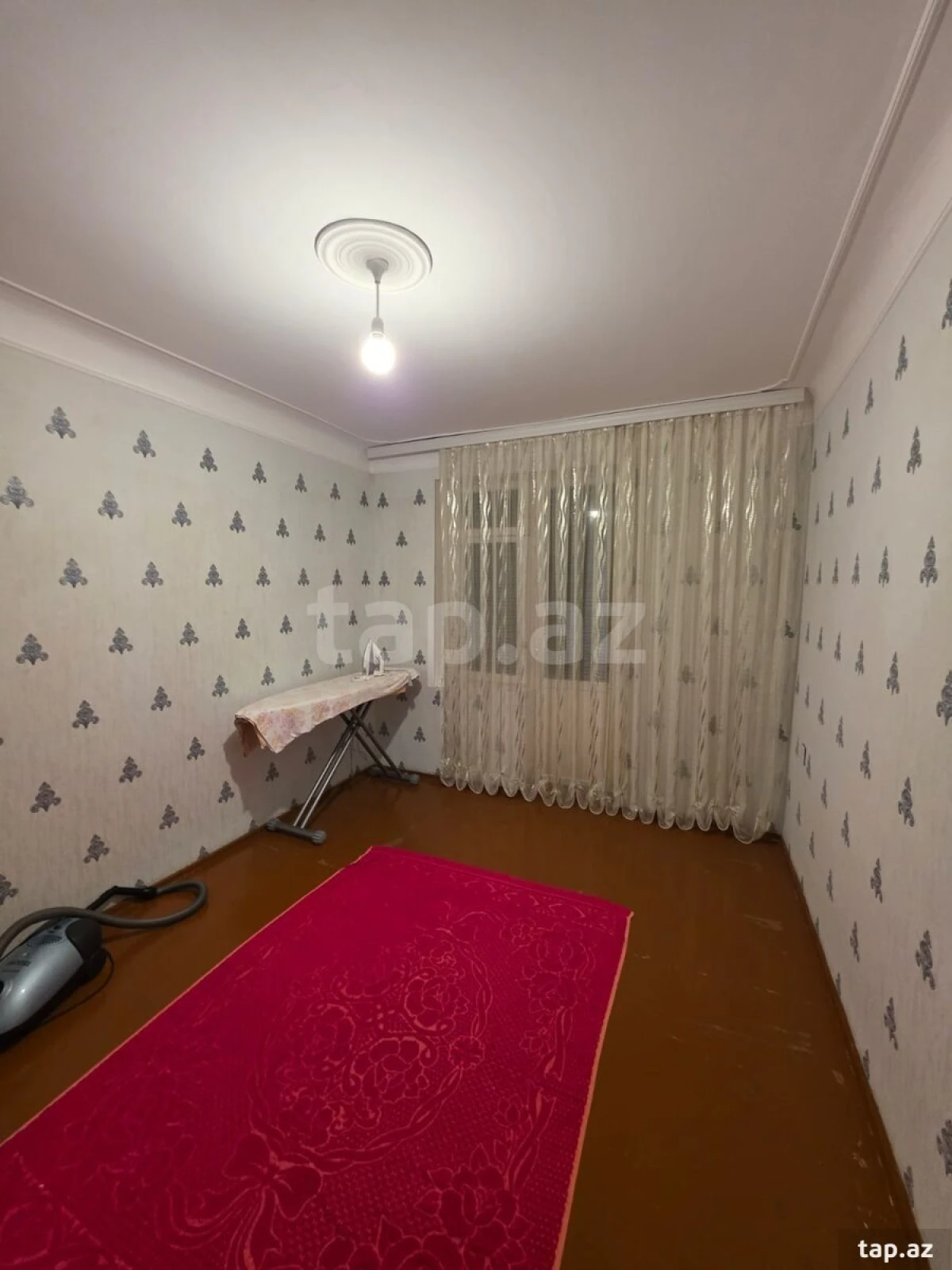 Satılır 4 otaqlı mənzil 92 m²