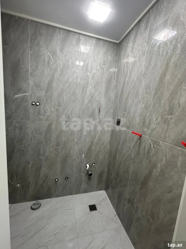 Satılır 2 otaqlı yeni tikili 53 m²