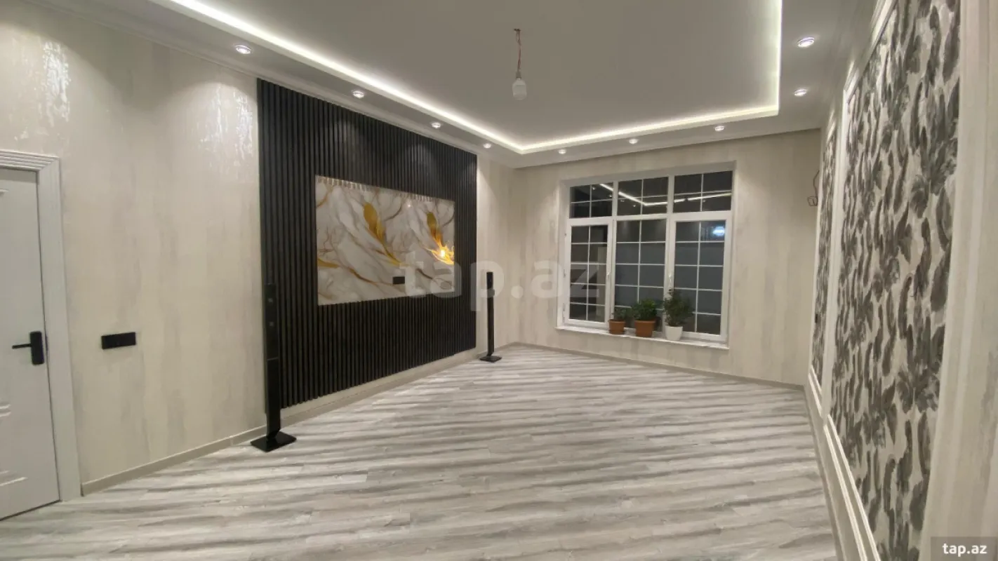 Satılır 4 otaqlı həyət evi