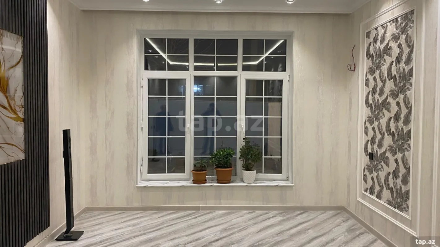 Satılır 4 otaqlı həyət evi