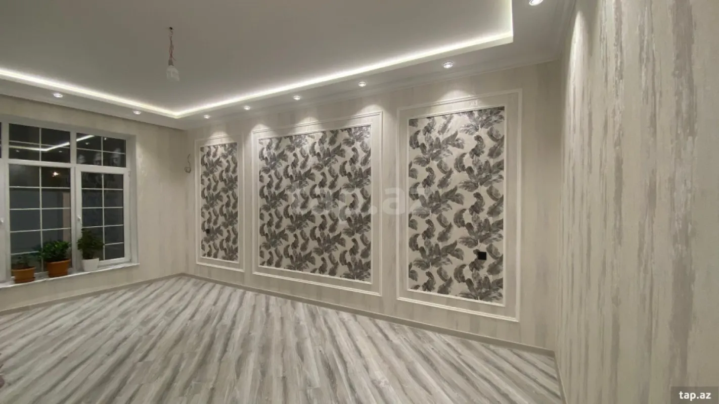 Satılır 4 otaqlı həyət evi