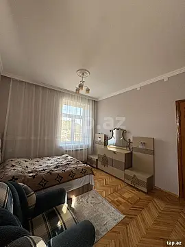 Kirayə verilir 2 otaqlı mənzil 80 m²