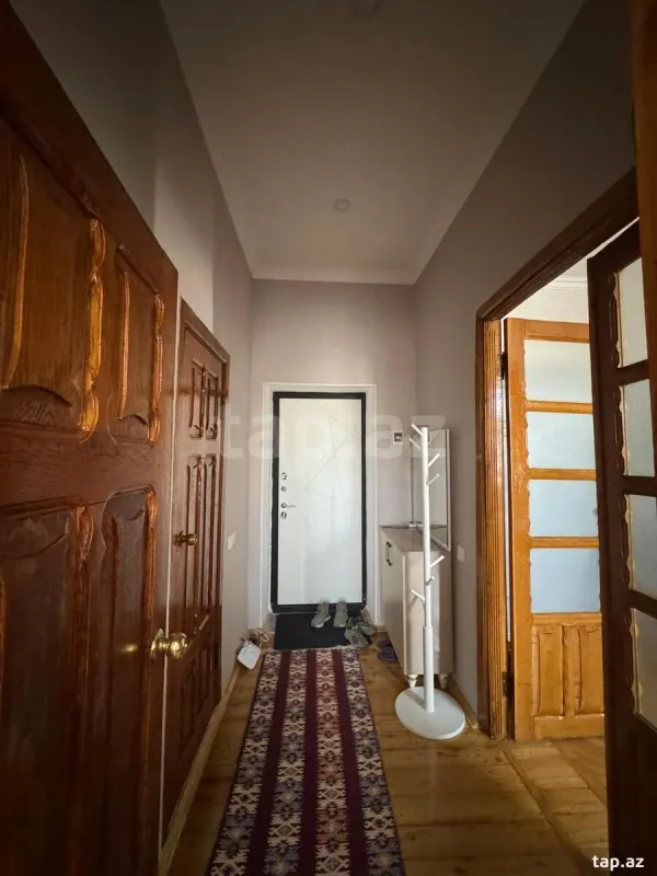 Kirayə verilir 2 otaqlı mənzil 80 m²