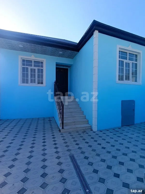 Satılır 3 otaqlı həyət evi