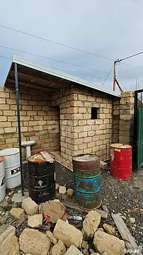 Satılır 3 otaqlı həyət evi