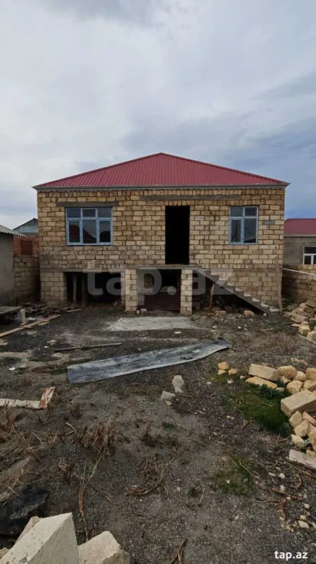 Satılır 3 otaqlı həyət evi