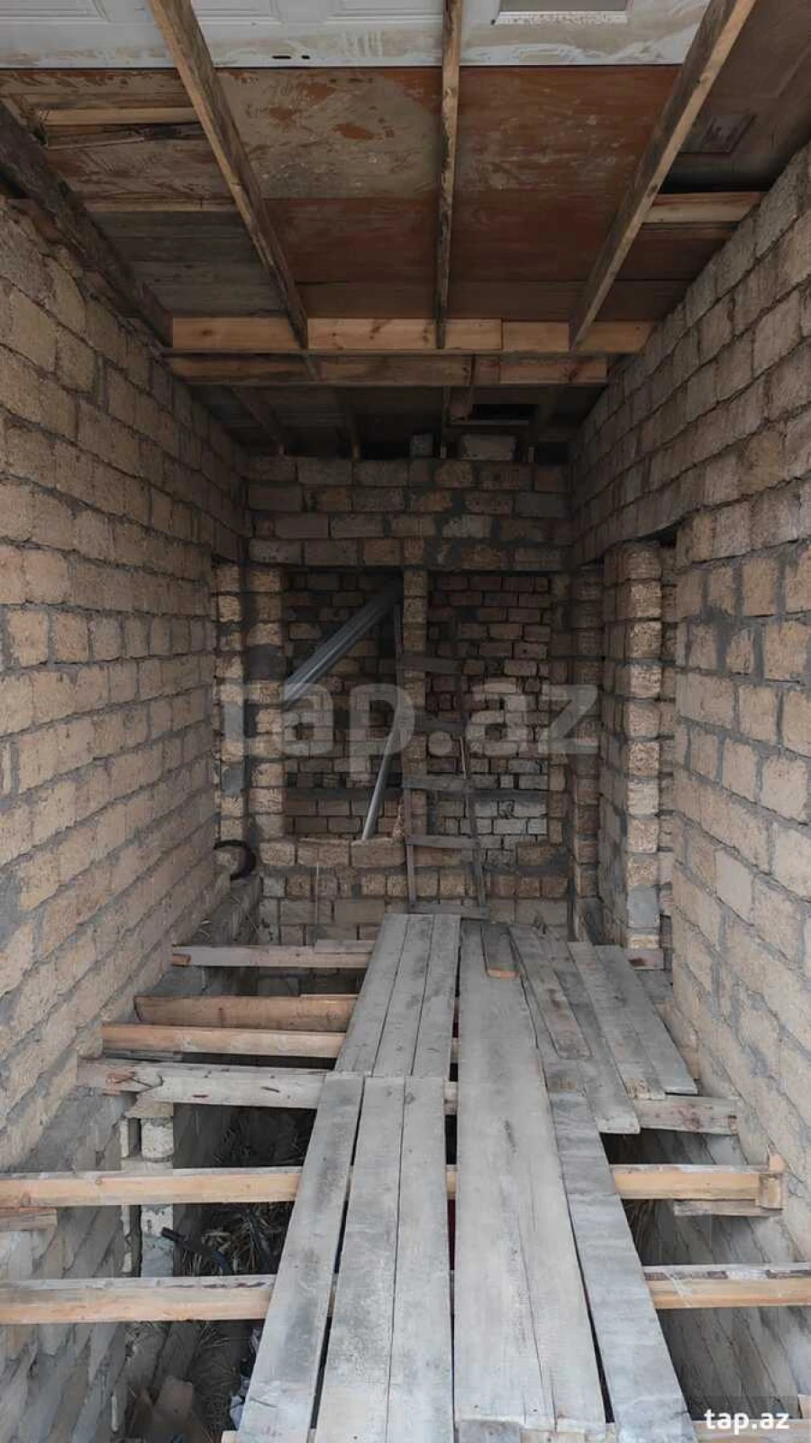 Satılır 3 otaqlı həyət evi