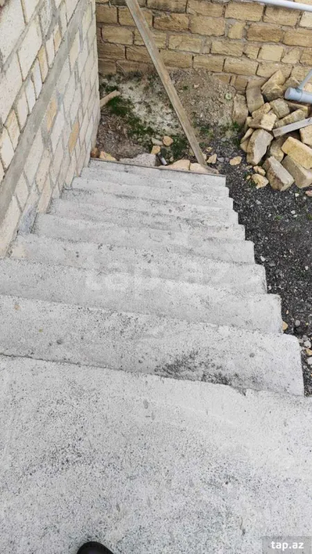 Satılır 3 otaqlı həyət evi